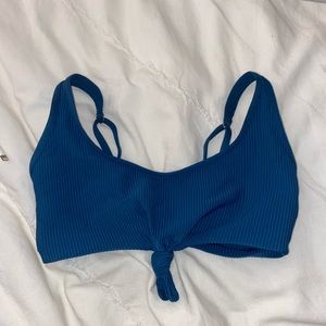 Frankies knot top